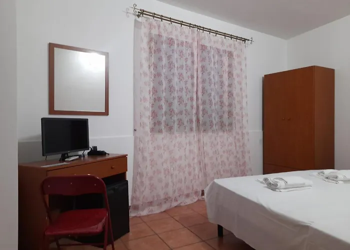 8380 La Via Delle Terme מונטמראנו