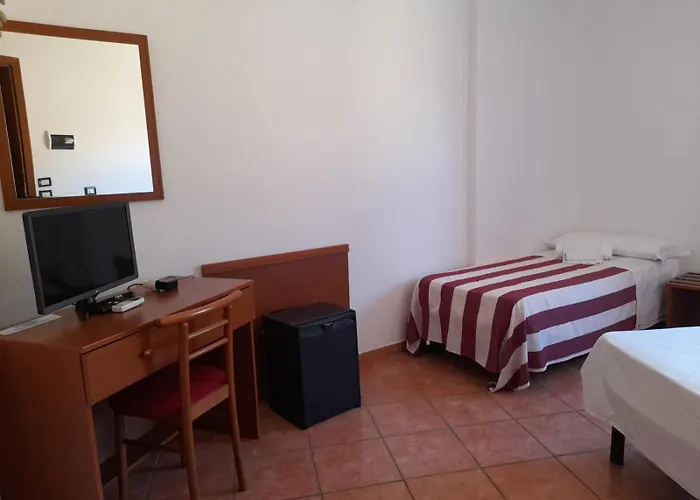 8380 La Via Delle Terme בית הארחה